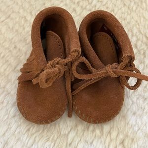 Minnetonka Baby Moccasin Fringe Booties
